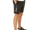  Essentials Celebrate Short - Shorts uomo New Balance. Disponibile in diverse taglie: l, s e colori nero. YOUSPORTY.