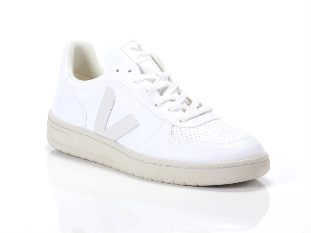  V-10 - Sneakers uomo Veja. Disponibile in diverse taglie: 40 e colori bianco. YOUSPORTY.