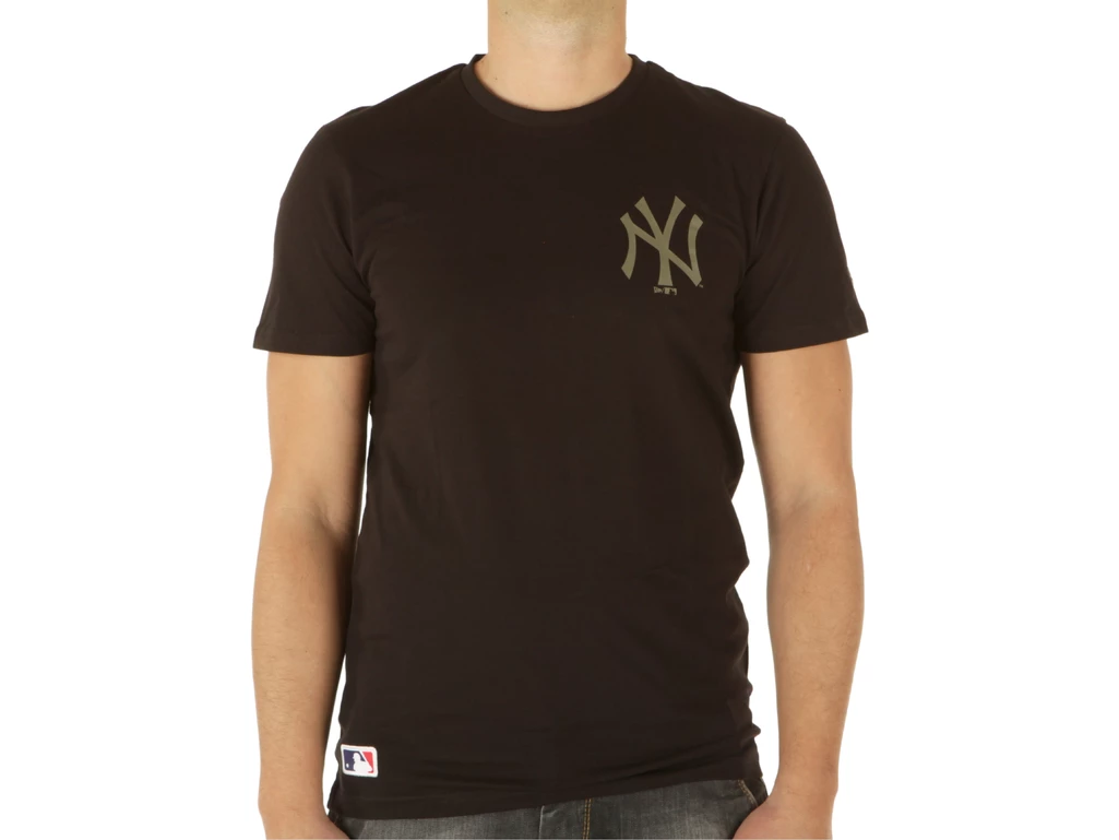  Mlb Left Chest Team Logo New York Yankees - T-Shirt uomo New Era. Disponibile in diverse taglie: m, s e colori nero, verde. YOU
