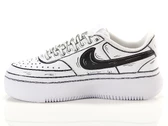 Court Vision Platform Comics Swoosh Black - Sneakers donna Nike. Disponibile in diverse taglie: 42 e colori bianco, nero. YOUSP