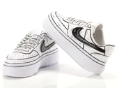  Court Vision Platform Comics Swoosh Black - Sneakers donna Nike. Disponibile in diverse taglie: 42 e colori bianco, nero. YOUSP
