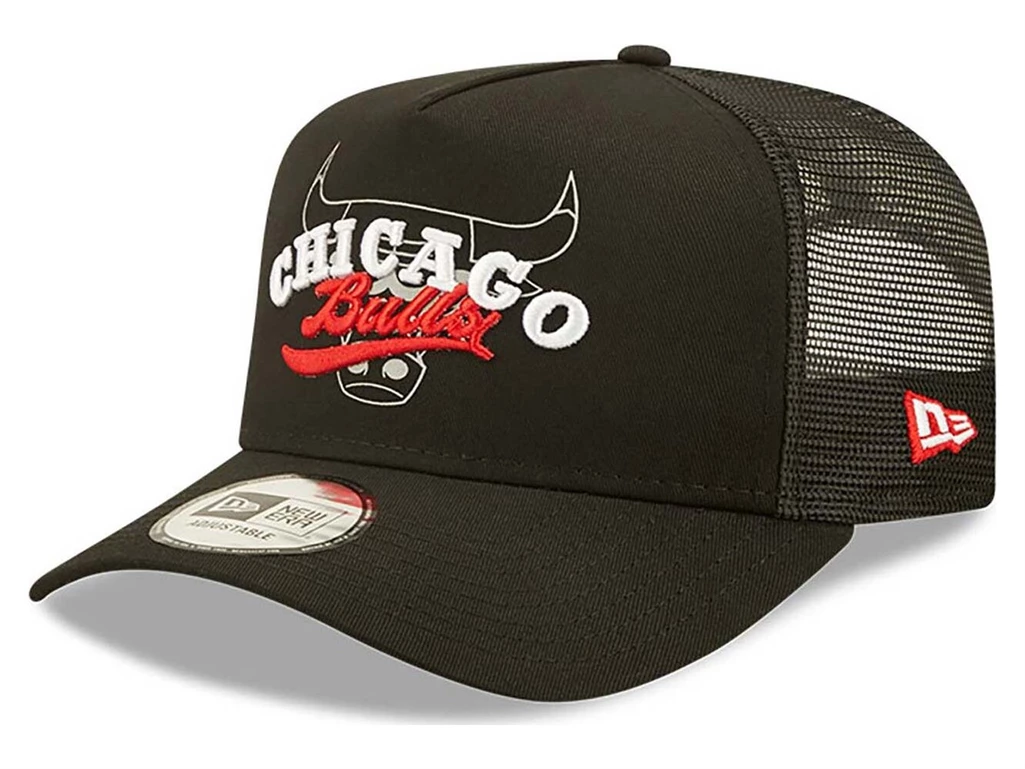 Logo Overlay Trucker Chicago Bulls - Cappelli unisex New Era. Disponibile in diverse taglie: t-u e colori rosso, bianco, nero. 