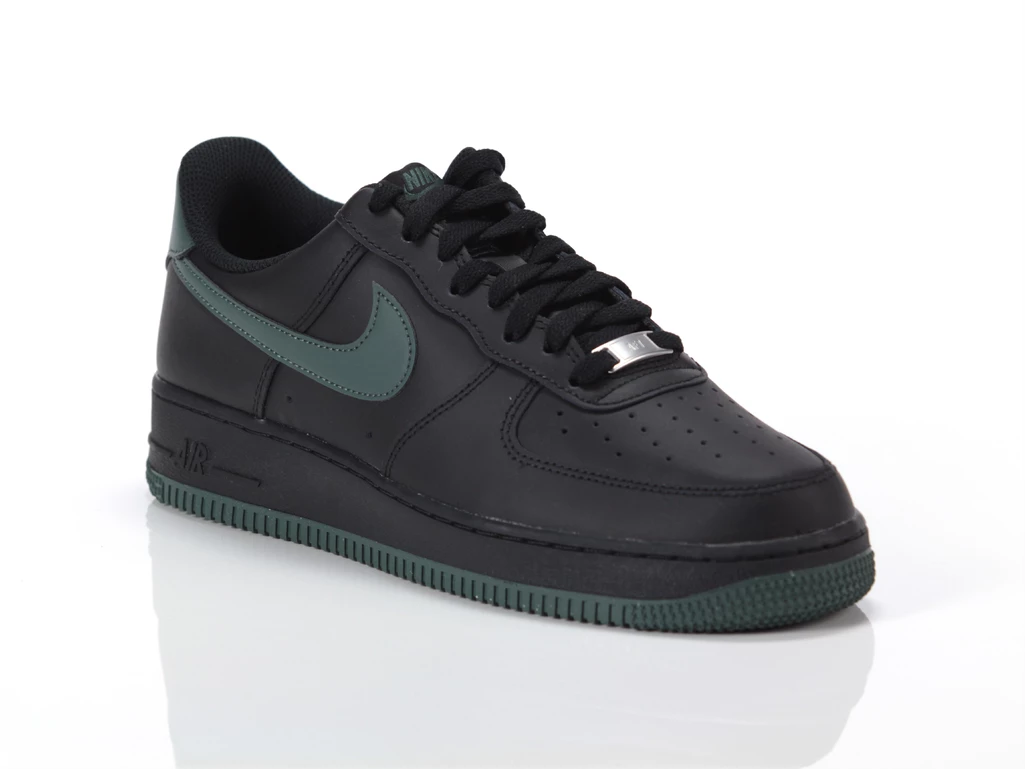 Nike Air Force 1 Low Noir vert homme FJ4146 001