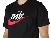  M NSW TEE FUTURA 2 - T-Shirt uomo Nike. Disponibile in diverse taglie: xl e colori rosso, nero. YOUSPORTY.
