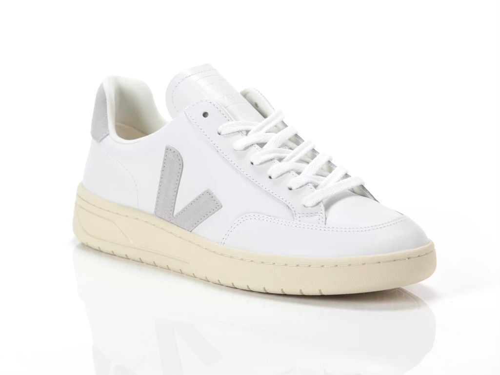 Veja V-12 homme XD0203484B