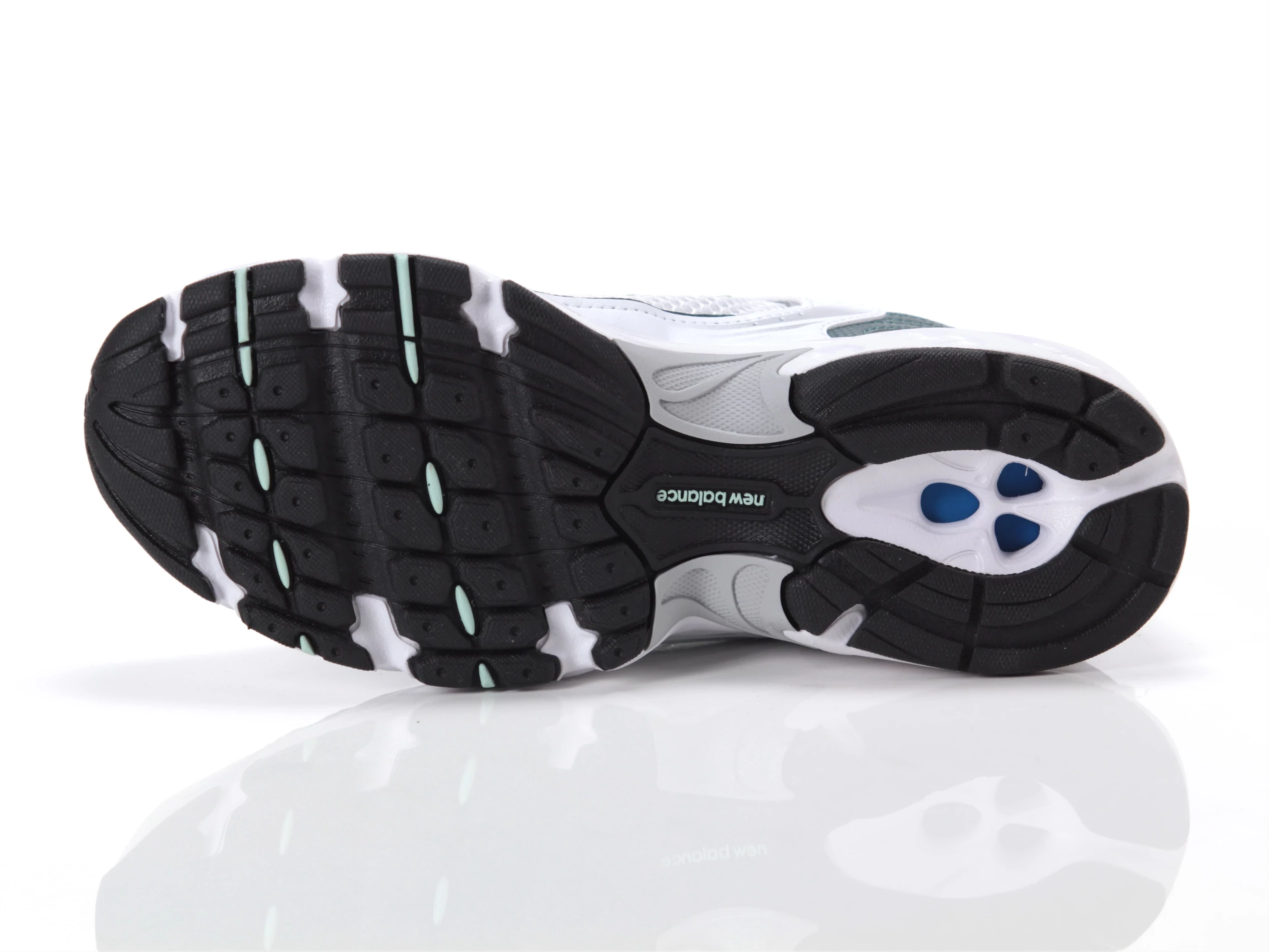 Sneakers New Balance Yousporty 550 Indossate New Balance 550 Donne - Main Image