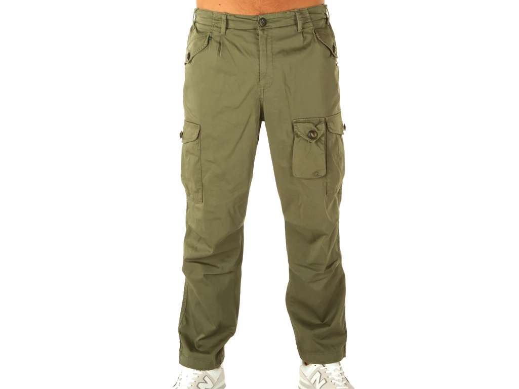  Pantalone Tasconato Verde - Pantaloni uomo Berna. Disponibile in diverse taglie: 46, 48, 50, 44 e colori verde. YOUSPORTY.