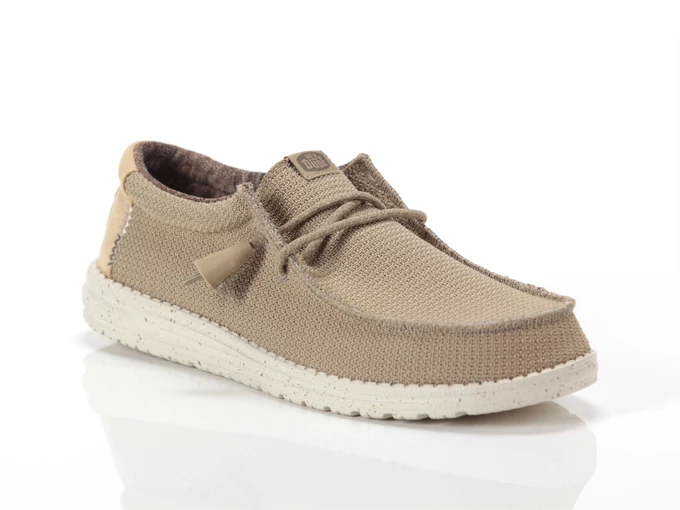  Wally Sport Mesh - Sneakers uomo Hey Dude. Disponibile in diverse taglie: 40, 41, 42, 43, 44, 45 e colori beige. YOUSPORTY.