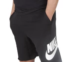  Alumni Club Short - Shorts uomo Nike. Disponibile in diverse taglie:  e colori bianco, nero. YOUSPORTY.