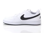  Court Borough Low 2 - Sneakers donna/ragazzi Nike. Disponibile in diverse taglie: 40, 38, 39 e colori bianco, nero. YOUSPORTY.