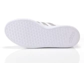 URBAN COURT BASE 2.0 - Sneakers donna Adidas. Disponibile in diverse taglie: 40, 41, 36, 37, 38, 39 e colori argento, bianco. Y