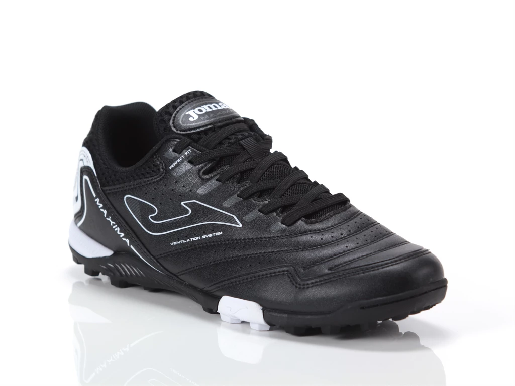  MAXIMA BLACK TURF - Calcio uomo Joma. Disponibile in diverse taglie: 46, 40, 41, 42, 43, 44, 45 e colori nero. YOUSPORTY.
