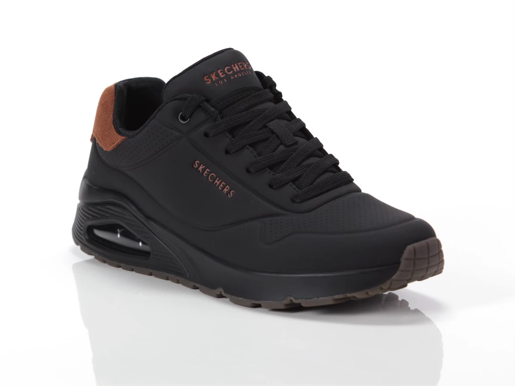  UNO - Sneakers uomo Skechers. Disponibile in diverse taglie: 40, 41, 42, 43, 44, 45 e colori nero, marrone. YOUSPORTY.