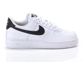  Air Force 1 '07 - Sneakers donna Nike. Disponibile in diverse taglie: 40, 41, 36, 37, 38, 39 e colori bianco, nero. YOUSPORTY.