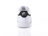  Air Force 1 '07 - Sneakers donna Nike. Disponibile in diverse taglie: 40, 41, 36, 37, 38, 39 e colori bianco, nero. YOUSPORTY.