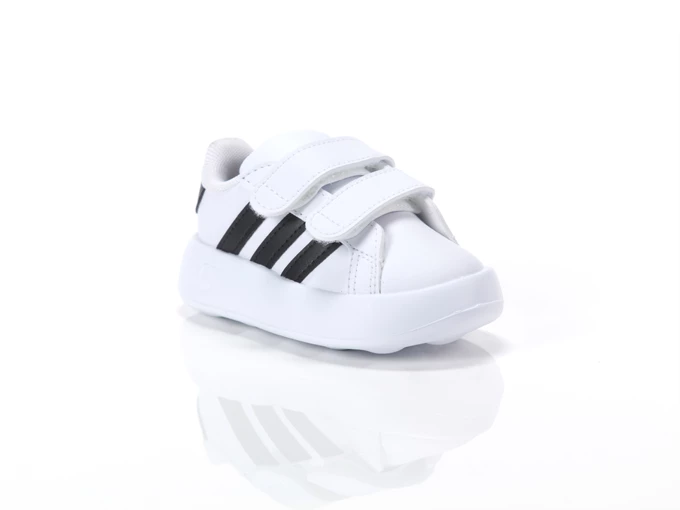  GRAND COURT 2.0 - Sneakers bambino Adidas. Disponibile in diverse taglie: 20, 21, 22, 23, 24, 25, 26, 27 e colori bianco, nero.
