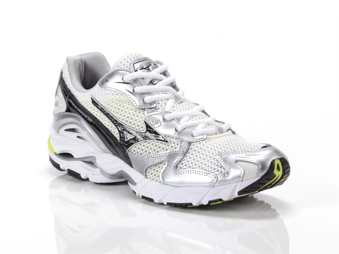  WAVE RIDER 10 - Sneakers uomo Mizuno. Disponibile in diverse taglie: 40, 41, 42, 43, 44, 45 e colori giallo, argento, bianco. Y