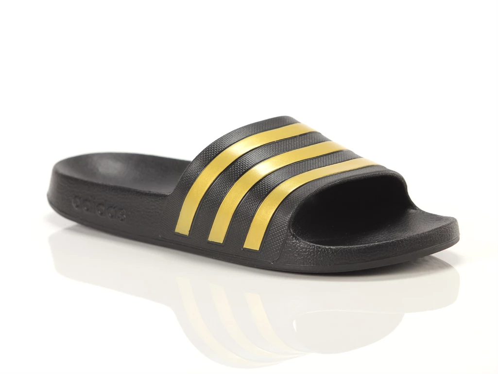  Adilette Aqua - Ciabatte unisex Adidas. Disponibile in diverse taglie: 40, 41, 37, 38, 39 e colori oro, nero. YOUSPORTY.