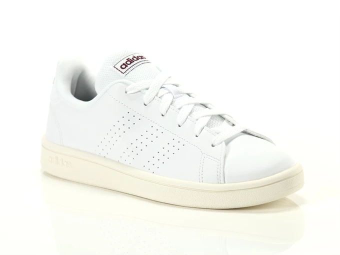  Advantage Base - Sneakers donna Adidas. Disponibile in diverse taglie: 36, 37 e colori beige, bianco, bordeaux. YOUSPORTY.