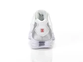  Shox TL - Sneakers uomo Nike. Disponibile in diverse taglie: 41, 42, 43, 44, 45 e colori argento, bianco. YOUSPORTY.