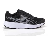  Nike Run Defy - Running donna Nike. Disponibile in diverse taglie: 40, 41, 37, 38, 39 e colori grigio, bianco, nero. YOUSPORTY.