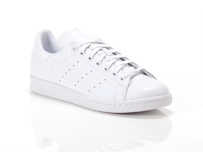  Stan Smith - Sneakers unisex Adidas. Disponibile in diverse taglie: 46, 41, 42, 43, 44, 45 e colori bianco. YOUSPORTY.