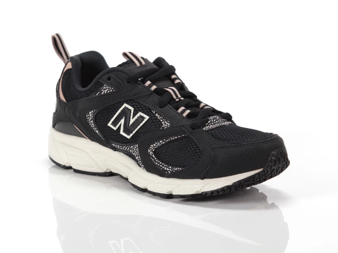  408 - Sneakers unisex New Balance. Disponibile in diverse taglie: 40, 41, 42, 37, 38, 39 e colori beige, nero, bianco sporco. Y