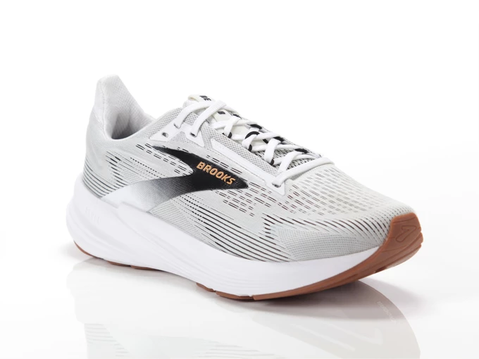 Brooks Revel 8 man 1104681D 107