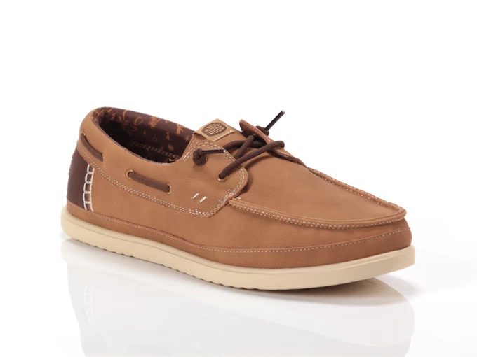  Harbor Lo Classic - Sneakers uomo Hey Dude. Disponibile in diverse taglie: 40, 41, 42, 43, 44, 45 e colori marrone. YOUSPORTY.