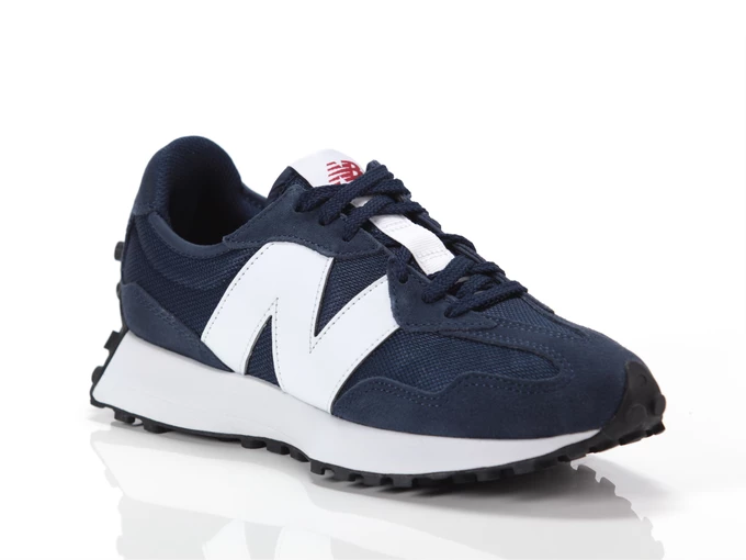  327 - Sneakers uomo New Balance. Disponibile in diverse taglie: 41, 42, 43, 44, 45 e colori blu navy, bianco. YOUSPORTY.