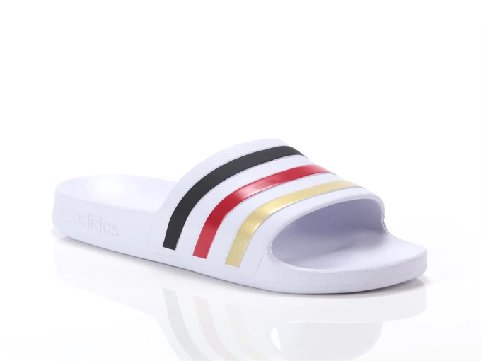  Adilette Aqua - Ciabatte uomo Adidas. Disponibile in diverse taglie: 46, 40, 41, 42, 43, 44, 45 e colori bianco. YOUSPORTY.