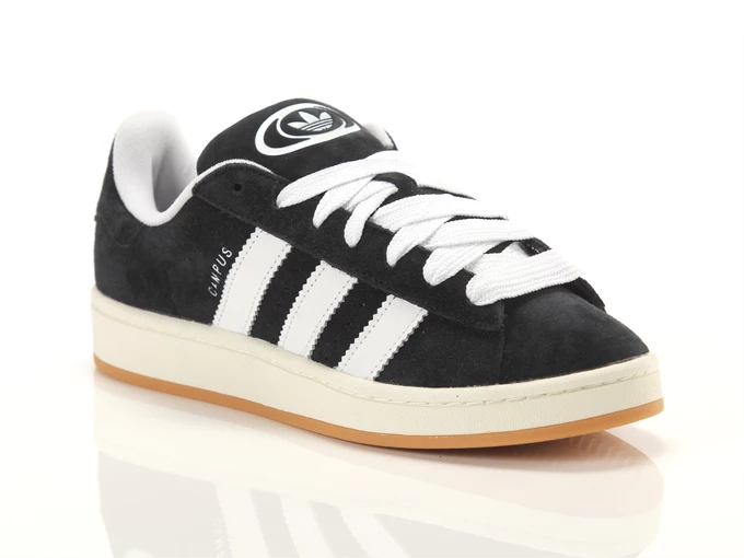  Campus 00s - Sneakers unisex Adidas. Disponibile in diverse taglie: 46, 40, 41, 42, 43, 44, 45, 36, 37, 38, 39 e colori bianco,