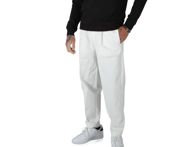  Pantalone - Pantaloni uomo Markup. Disponibile in diverse taglie: 48, 50, 52 e colori bianco. YOUSPORTY.
