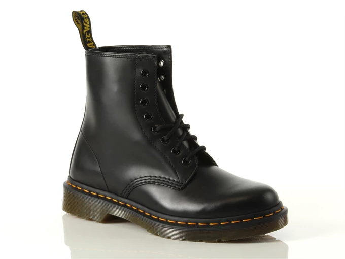  1460 Smooth - Boots unisex Dr Martens. Disponibile in diverse taglie: 44, 36 e colori giallo, nero. YOUSPORTY.