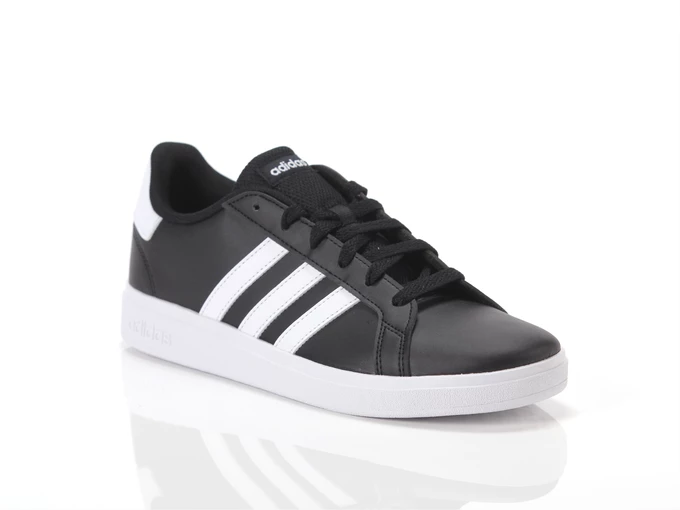  Grand Court 2.0 K - Sneakers donna/ragazzi Adidas. Disponibile in diverse taglie: 40, 36, 37, 38, 39 e colori bianco, nero. YOU