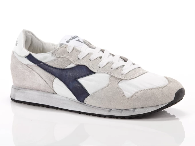  Trident Nyl Stone Wash - Sneakers unisex Diadora Heritage. Disponibile in diverse taglie: 36, 37 e colori beige, bianco. YOUSPO