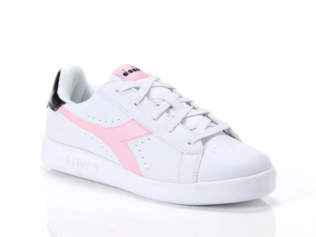  GAME P GS GIRL - Sneakers donna/ragazzi Diadora. Disponibile in diverse taglie: 37, 38, 39 e colori rosa, bianco. YOUSPORTY.