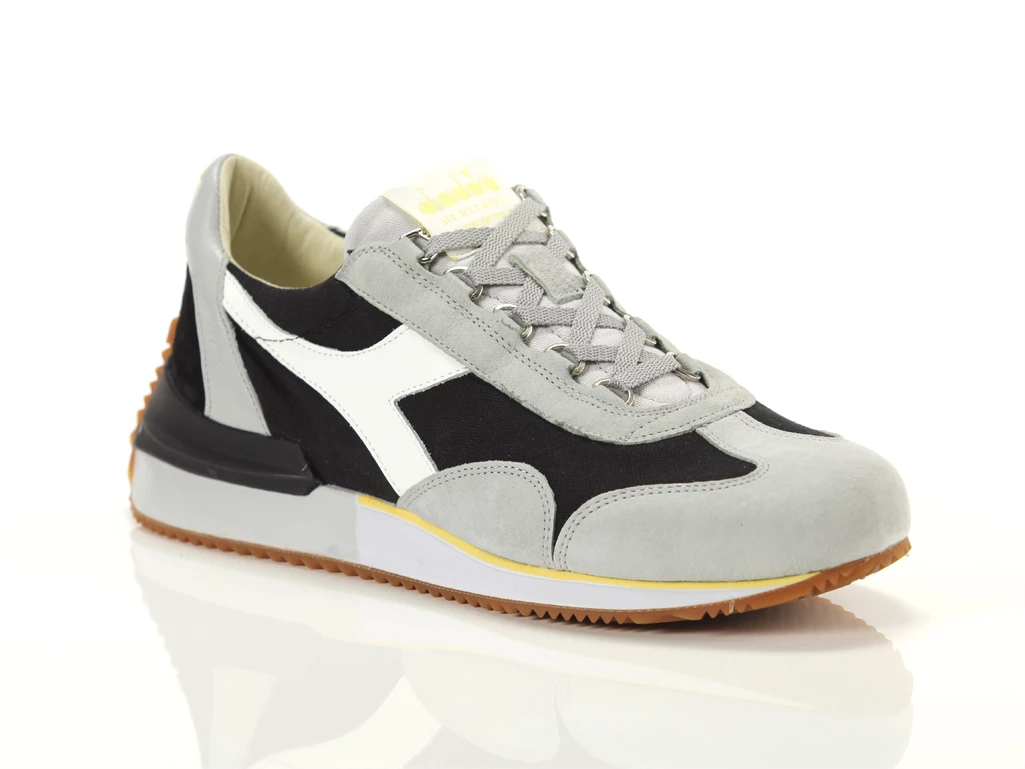  Equipe Mad Italia Black Alluminium - Sneakers uomo Diadora Heritage. Disponibile in diverse taglie: 44 e colori giallo, grigio,
