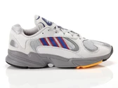  Yung-1 - Sneakers uomo Adidas. Disponibile in diverse taglie: 46, 40, 41, 42, 45 e colori grigio, rosso, blu. YOUSPORTY.
