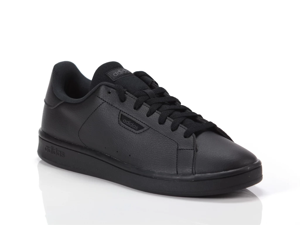  URBAN COURT CORE - Sneakers uomo Adidas. Disponibile in diverse taglie: 46, 41, 42, 43, 44, 45 e colori nero. YOUSPORTY.