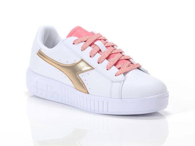  GAME STEP P GS GLITCH - Sneakers donna/ragazzi Diadora. Disponibile in diverse taglie: 37, 38, 39 e colori rosa, bianco, oro. Y