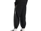  Essentials Holiday Pant - Pantaloni uomo Adidas. Disponibile in diverse taglie: l, s, xl e colori nero. YOUSPORTY.