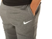  M Nsw Repeat Polar - Pantaloni uomo Nike. Disponibile in diverse taglie: m, xl e colori grigio. YOUSPORTY.