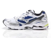  Wave Rader 10 - Sneakers uomo Mizuno. Disponibile in diverse taglie: 46, 40, 41, 42, 43, 44, 45 e colori argento, bianco, blu. 