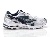  Wave Rader 10 - Sneakers uomo Mizuno. Disponibile in diverse taglie: 40, 41, 42, 45 e colori argento, bianco, verde. YOUSPORTY.