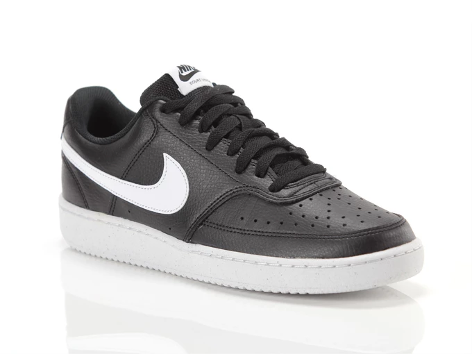  Court Vision Low - Sneakers uomo Nike. Disponibile in diverse taglie: 40, 41, 42, 43, 44, 45 e colori bianco, nero. YOUSPORTY.