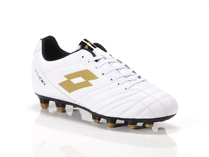  Stadio 705 FG - Calcio uomo Lotto. Disponibile in diverse taglie: 40, 41, 42, 43 e colori bianco, oro. YOUSPORTY.