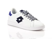  1973 Amf II - Sneakers uomo Lotto. Disponibile in diverse taglie: 40, 41, 42, 43 e colori bianco, nero, blu. YOUSPORTY.