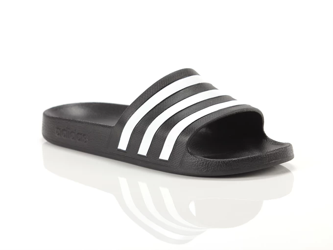  Adilette Aqua - Ciabatte unisex Adidas. Disponibile in diverse taglie: 46, 40, 41, 42, 43, 44, 45 e colori bianco, nero. YOUSPO