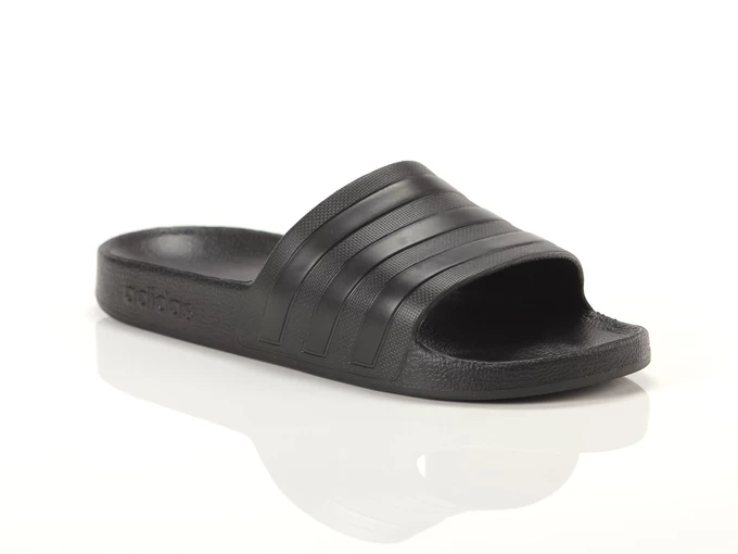  Adilette Aqua - Ciabatte unisex Adidas. Disponibile in diverse taglie: 46, 40, 41, 42, 43, 44, 45, 37, 38, 39 e colori nero. YO